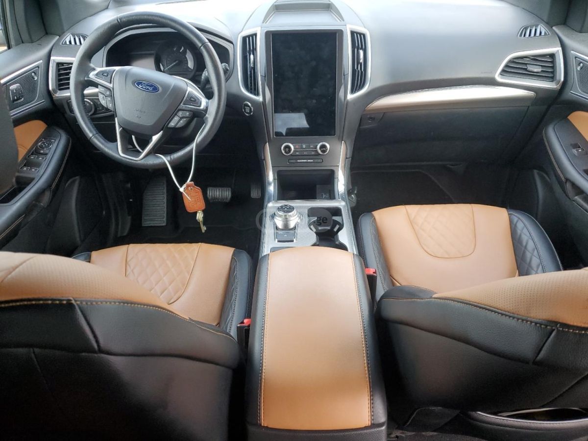 Ford Titanium 4dr All Wheel Drive A — миниатюра 11