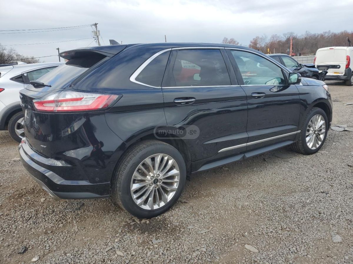 Ford Titanium 4dr All Wheel Drive A — миниатюра 9