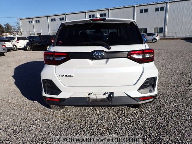 Toyota Raize - фото 5