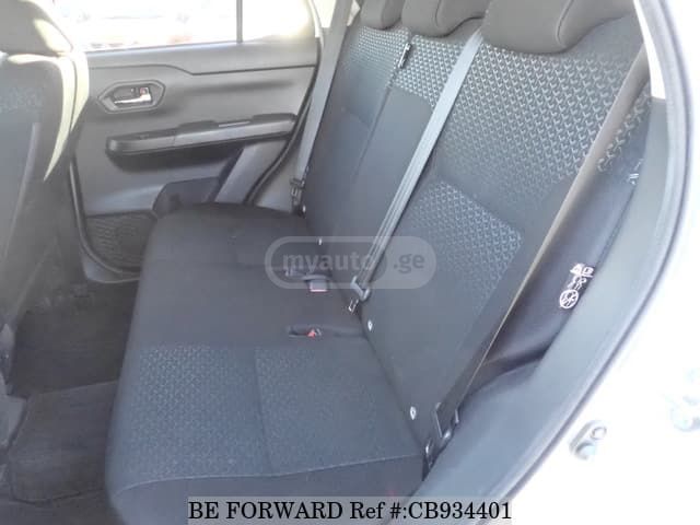 Toyota Raize - фото 9