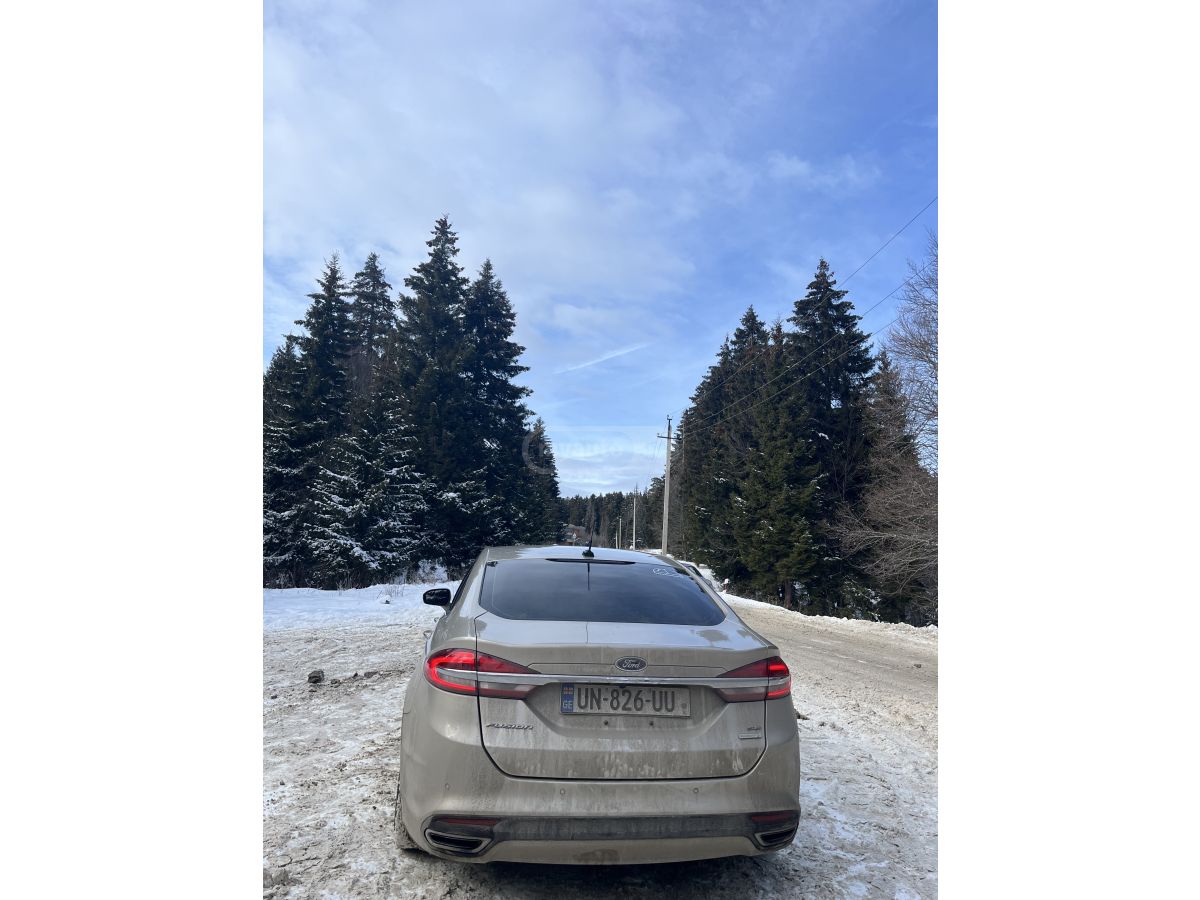 Ford Fusion - фото 3