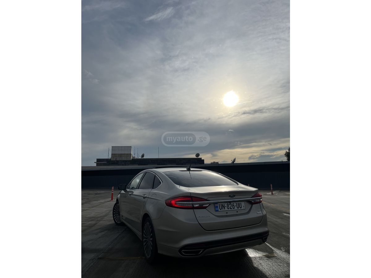 Ford Fusion - фото 8