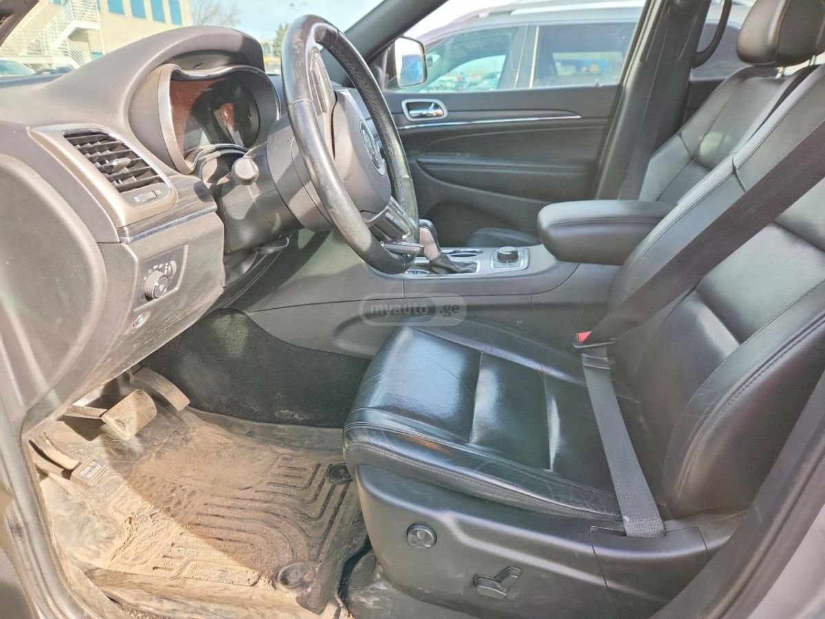 Jeep Grand Cherokee - фото 7