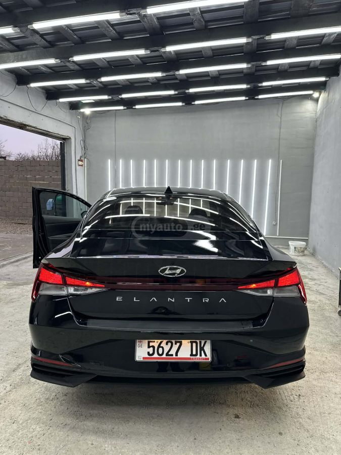 Hyundai SEL 4dr Sedan — миниатюра 4