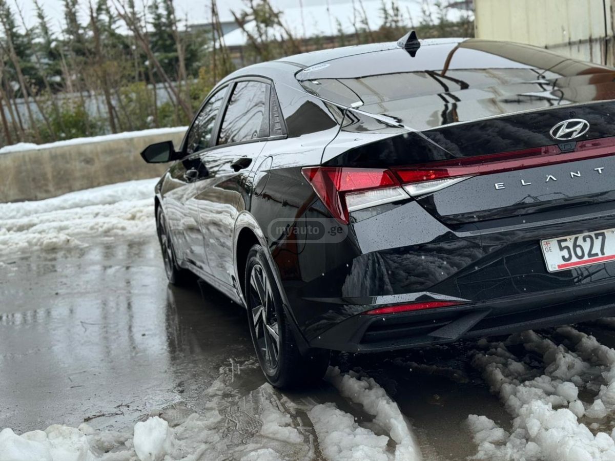 Hyundai SEL 4dr Sedan — миниатюра 6