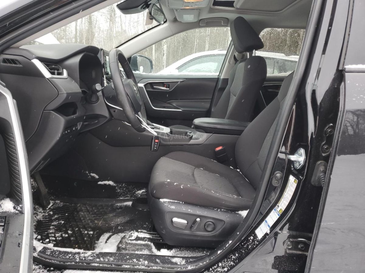 Toyota RAV 4 - фото 7