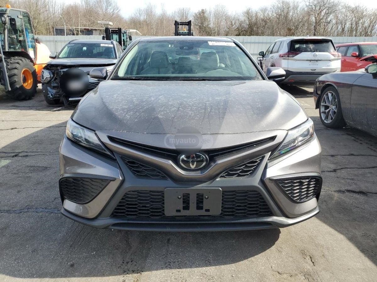 Toyota SE — миниатюра 5