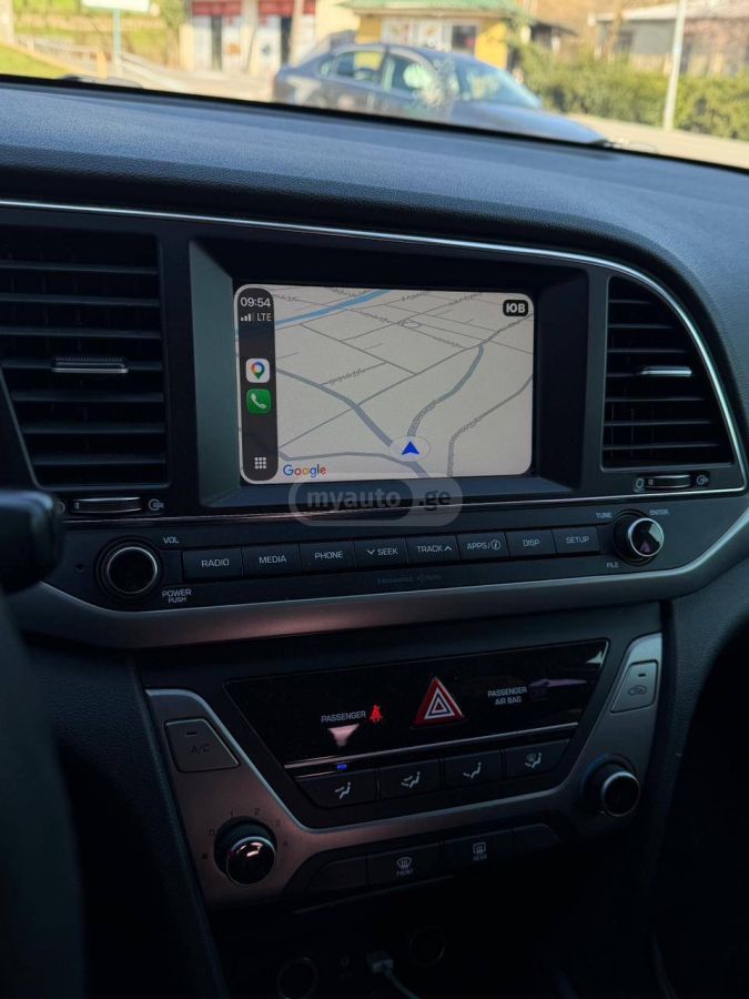 Hyundai Elantra - фото 9