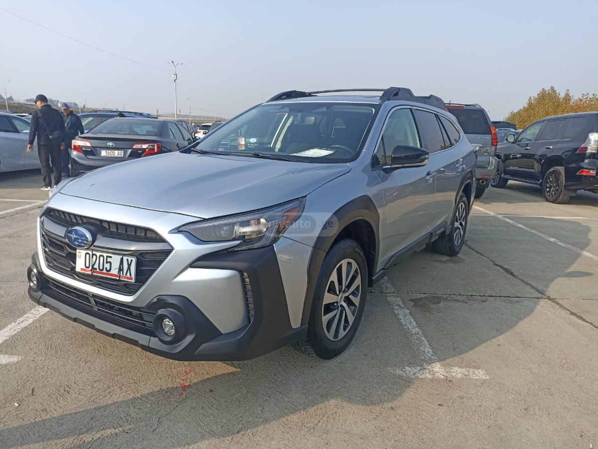 Subaru Outback - фото 1