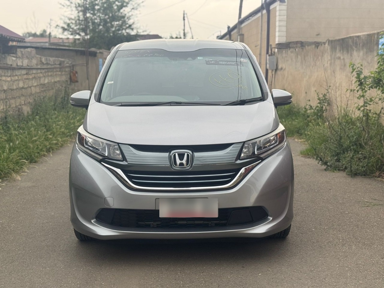 Honda Freed - фото 2