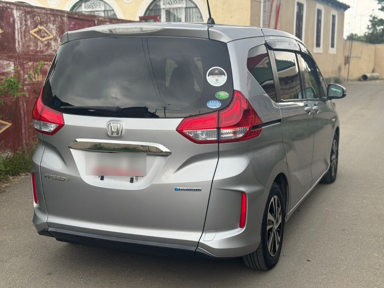 Honda Freed - фото 4