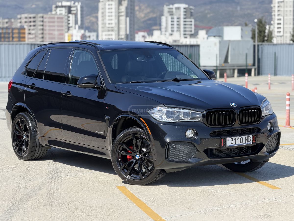 BMW X5 - фото 1