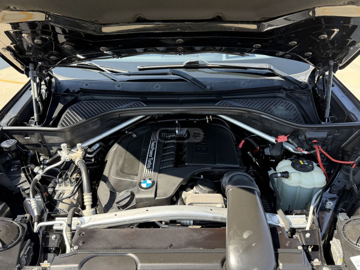 BMW X5 - фото 15