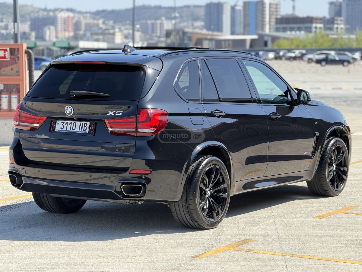 BMW X5 - фото 7