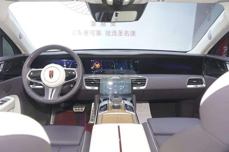 Hongqi E-HS9 - фото 7