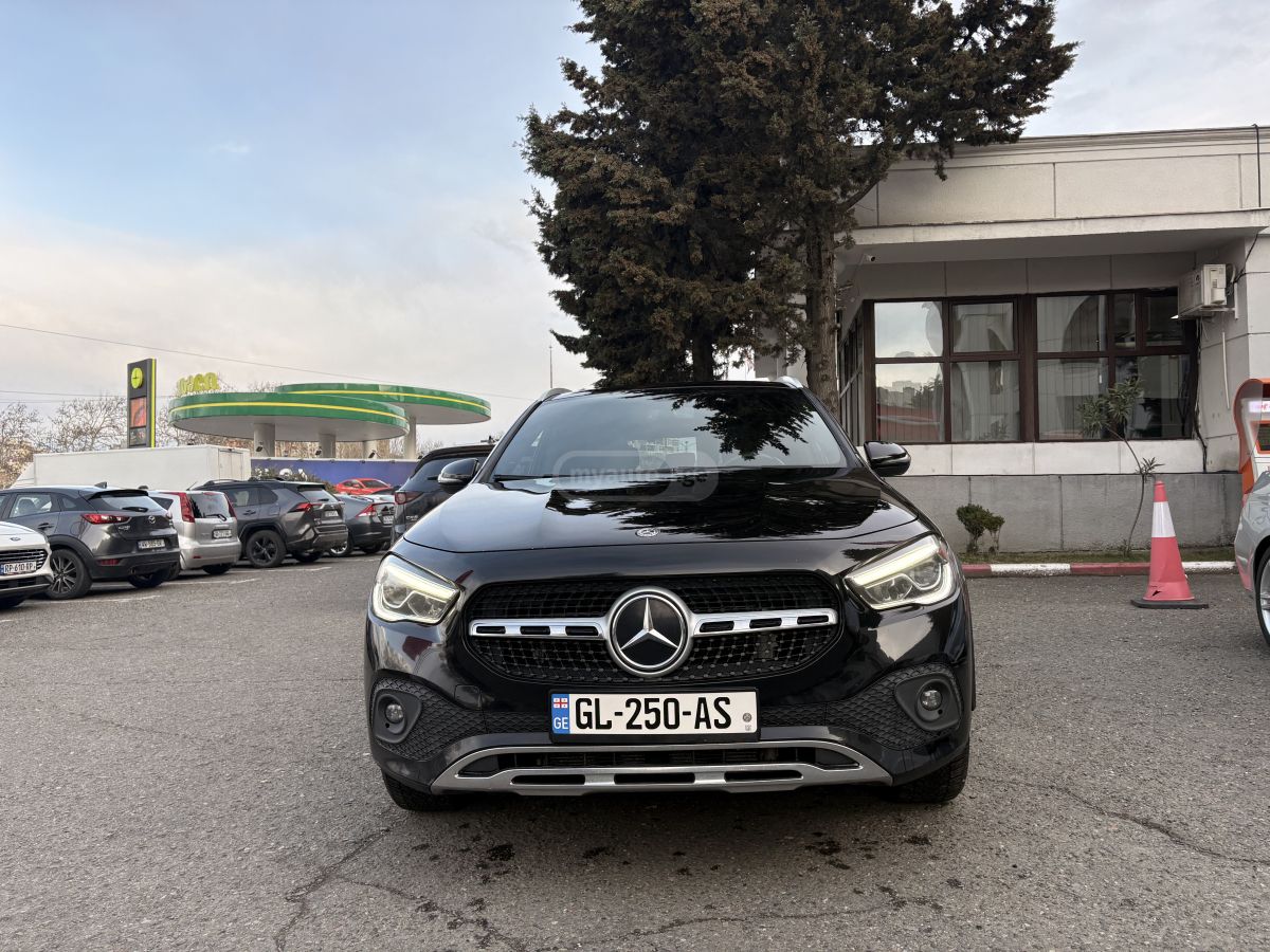 Mercedes-Benz GLA 250 - фото 10