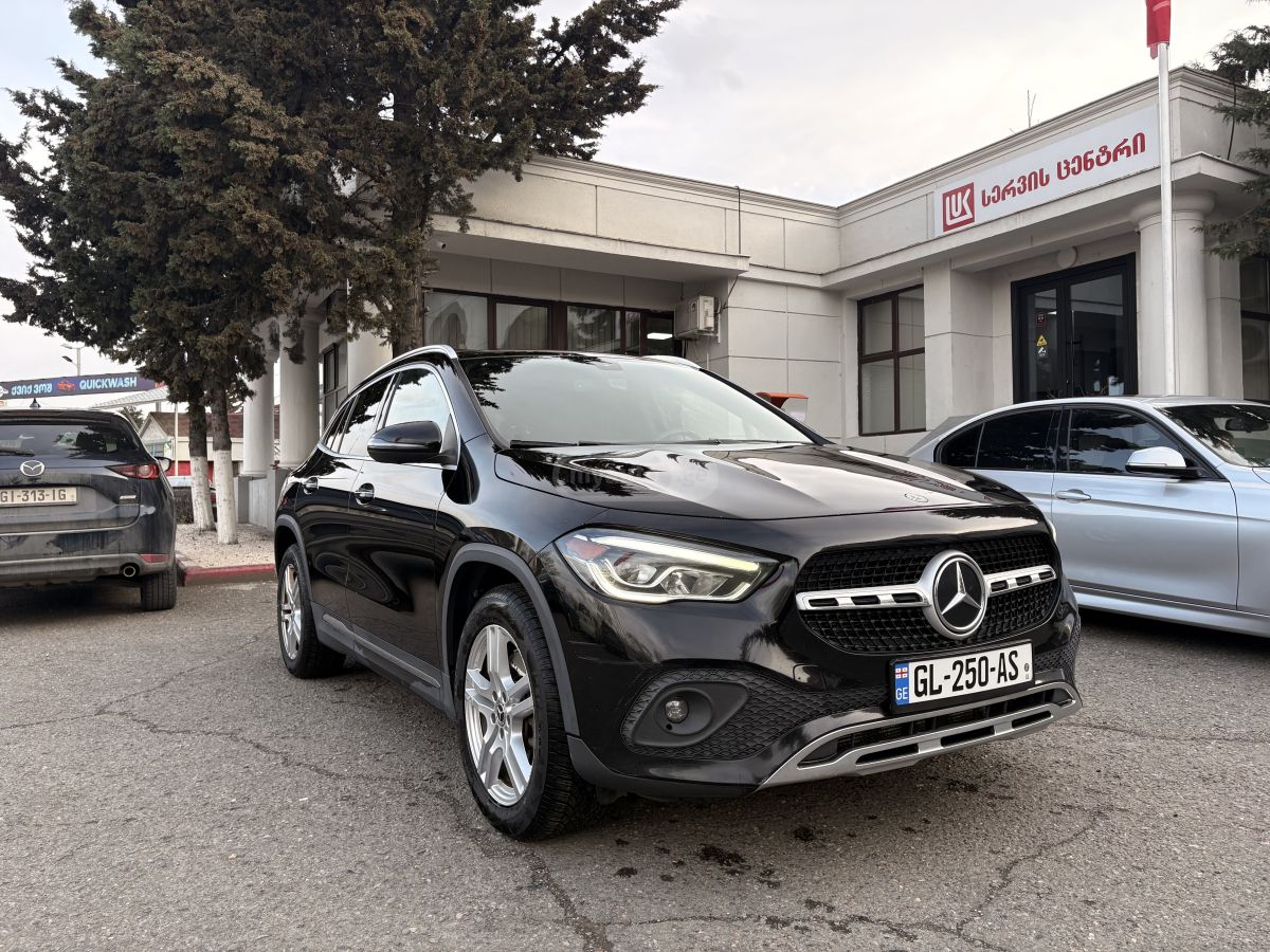 Mercedes-Benz GLA 250 - фото 2