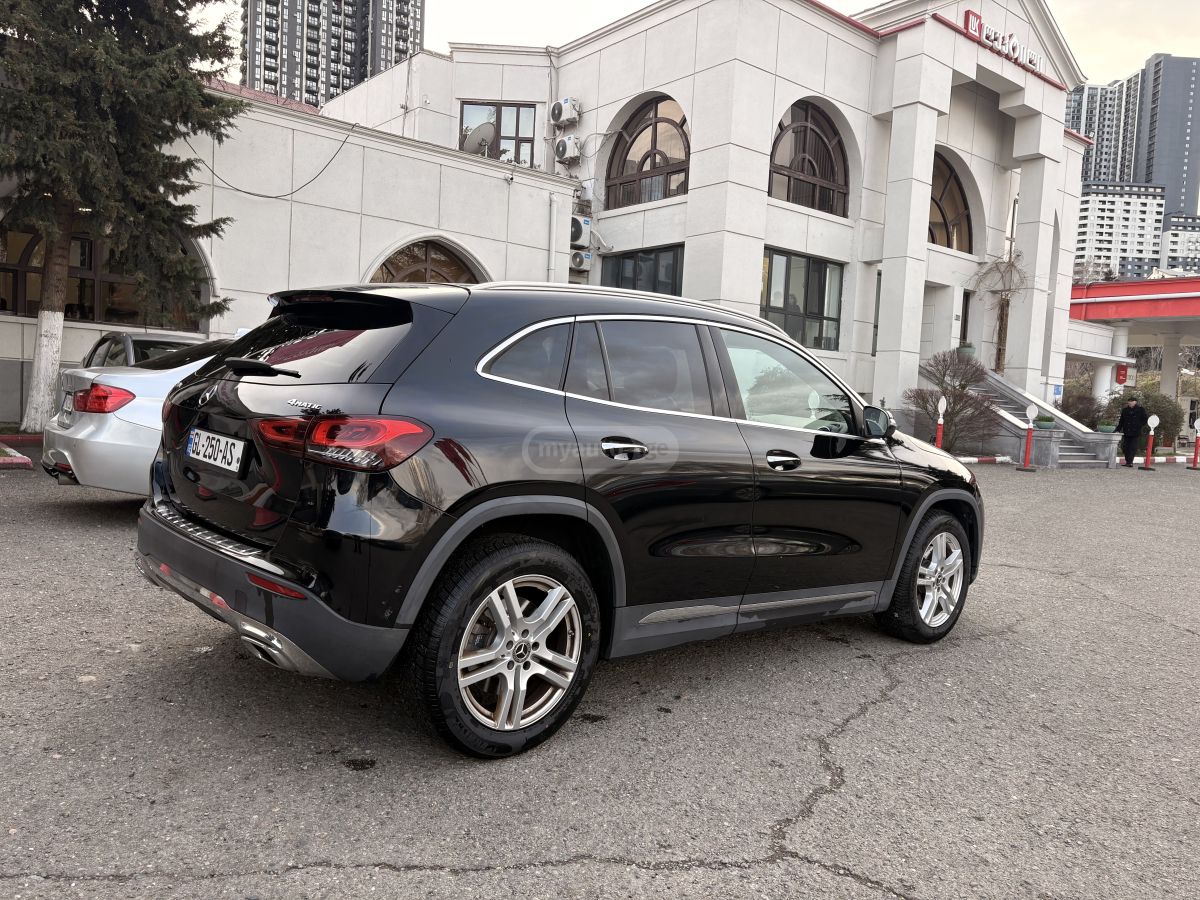 Mercedes-Benz GLA 250 - фото 8