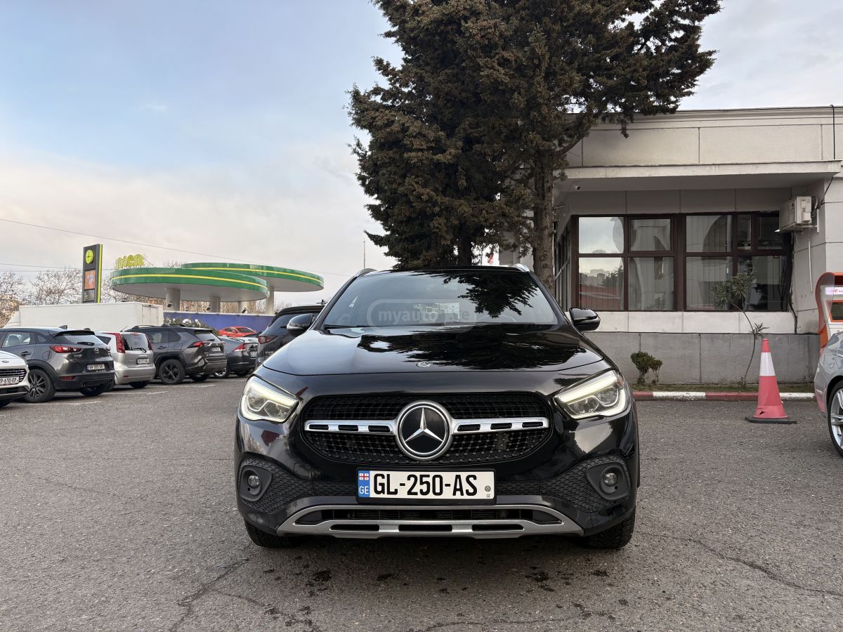 Mercedes-Benz GLA 250 - фото 9