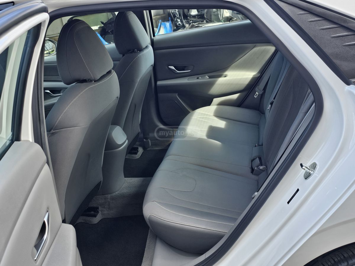 Hyundai SEL 4dr Sedan CVT — миниатюра 6