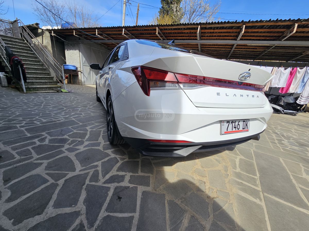 Hyundai SEL 4dr Sedan CVT — миниатюра 9