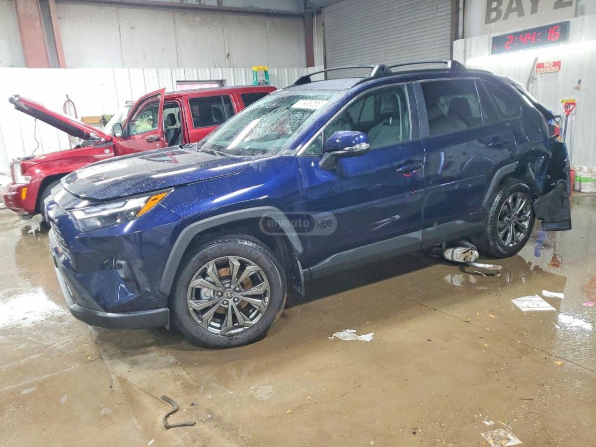 Toyota RAV 4 2025 — миниатюра 1
