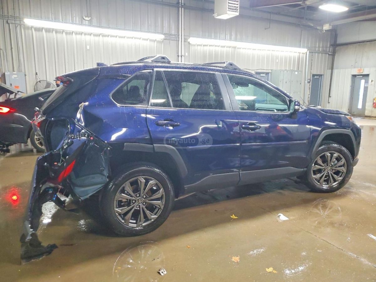 Toyota RAV 4 2025 — миниатюра 3