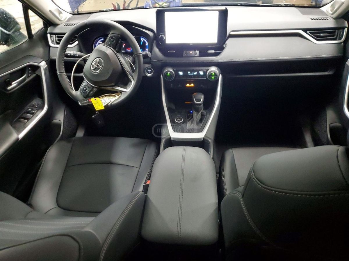Toyota RAV 4 2025 — миниатюра 8