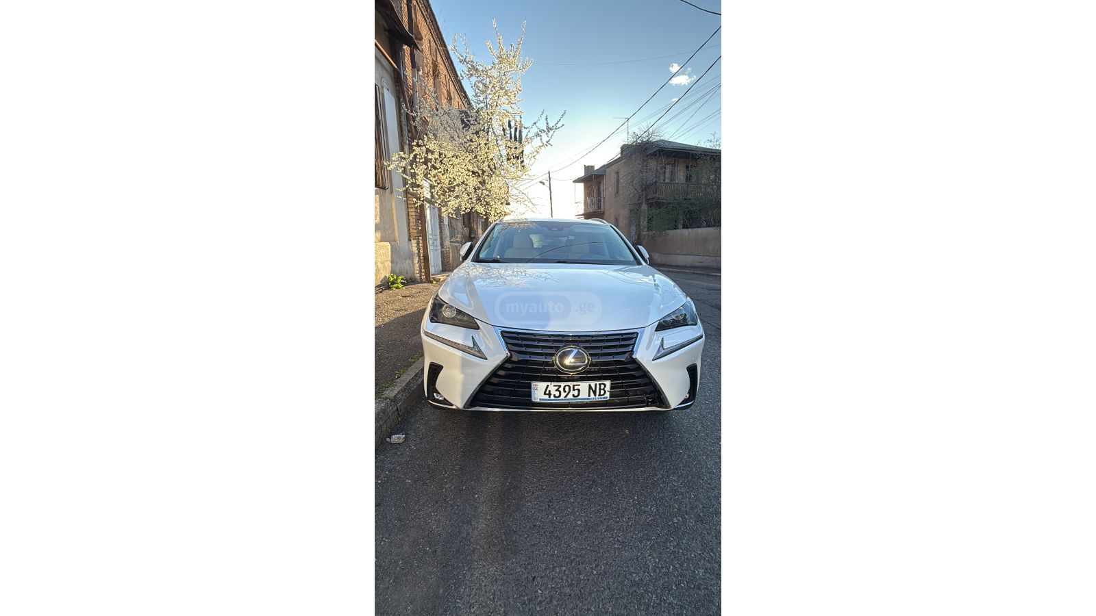 Lexus NX 300 - фото 3