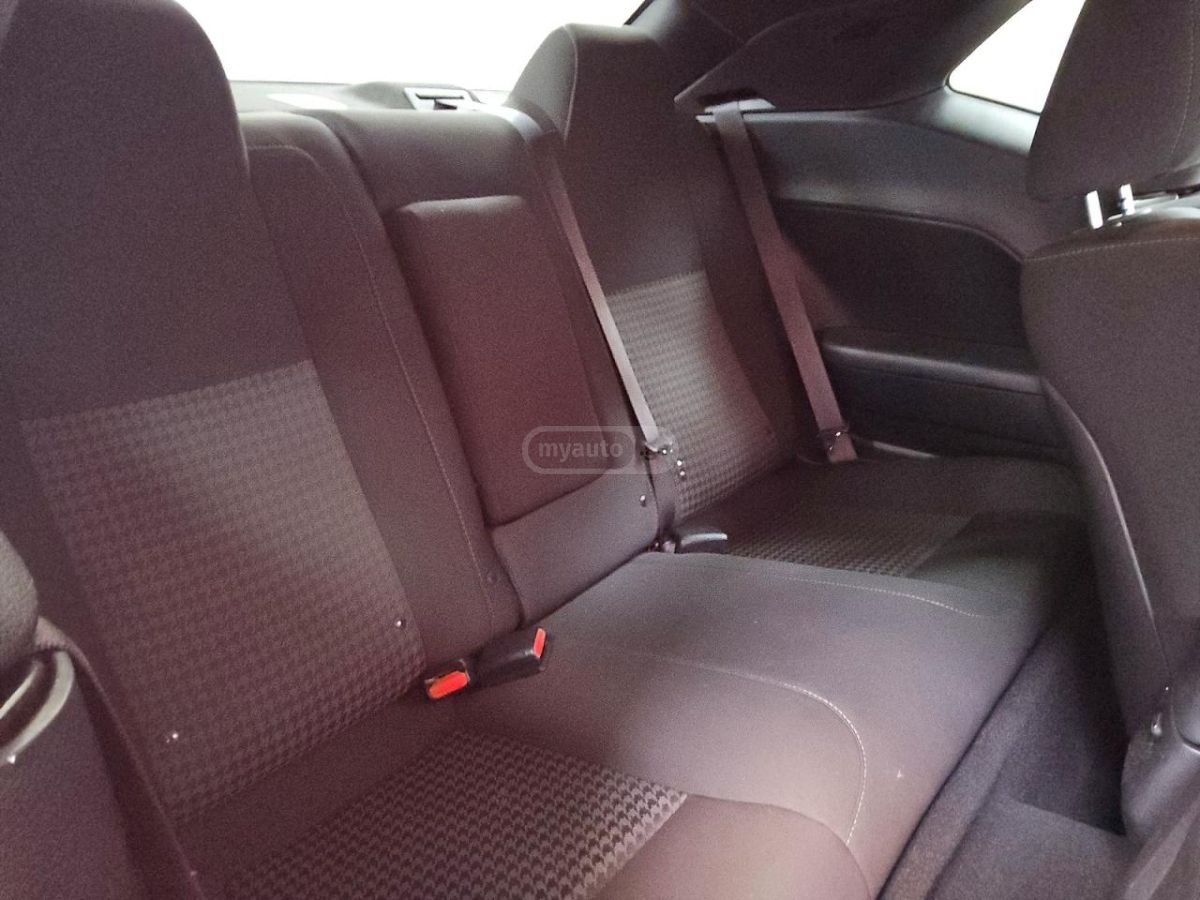 Dodge Challenger 2023 — миниатюра 10