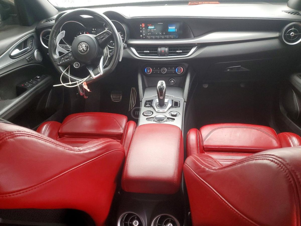 Alfa Romeo Stelvio - фото 8