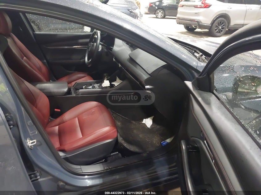 Mazda Mazda 3 2024 — миниатюра 5