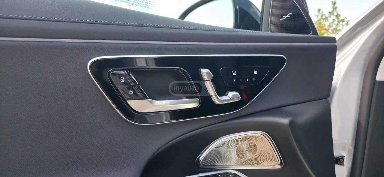 Mercedes-Benz E 350 - фото 4