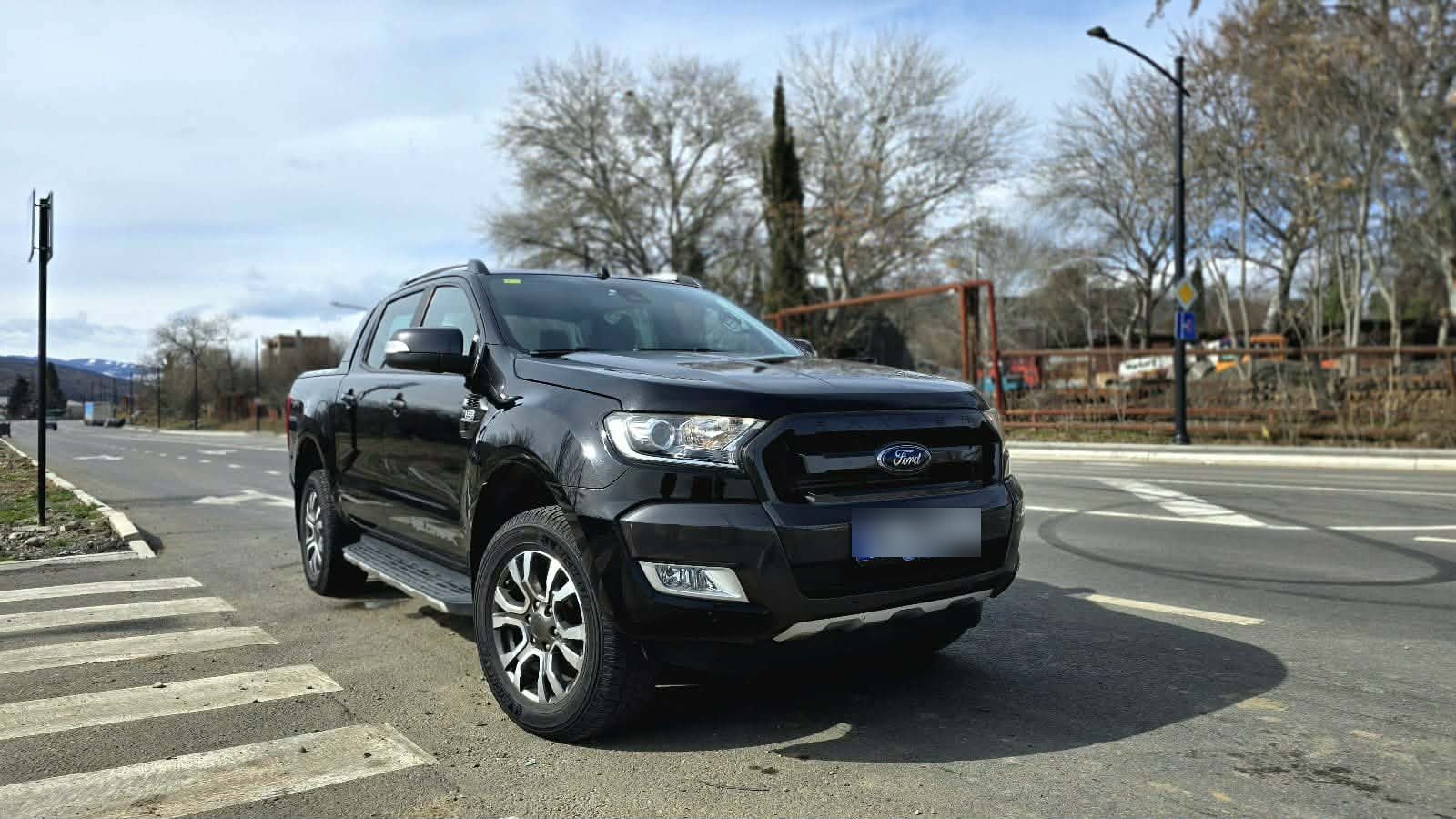 Ford Ranger - фото 1