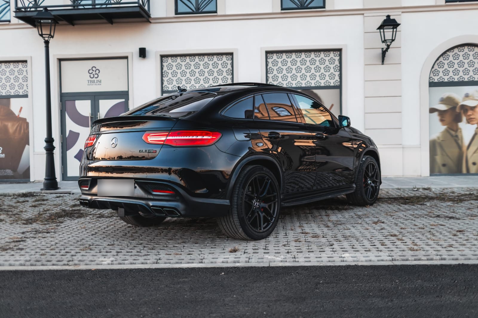 Mercedes-Benz GLE 63 AMG - фото 7