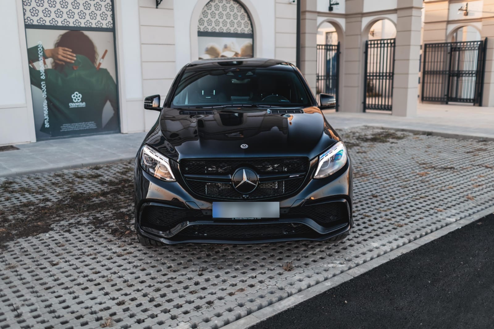 Mercedes-Benz GLE 63 AMG - фото 9
