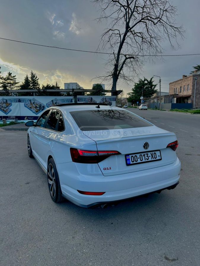 Volkswagen Jetta - фото 14