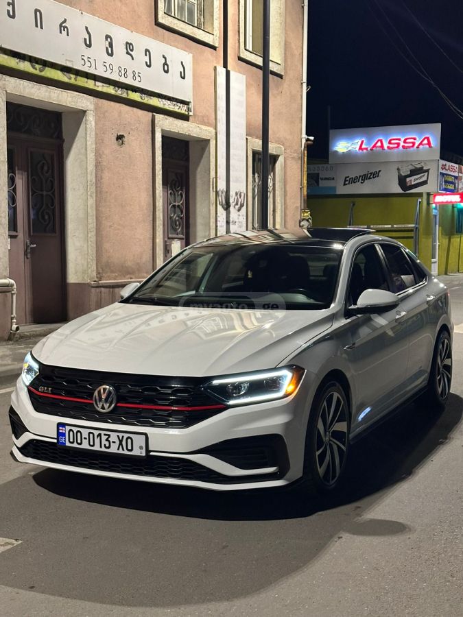 Volkswagen Jetta - фото 4