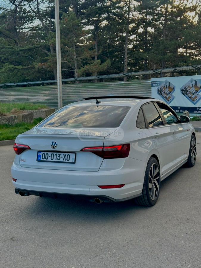 Volkswagen Jetta - фото 9