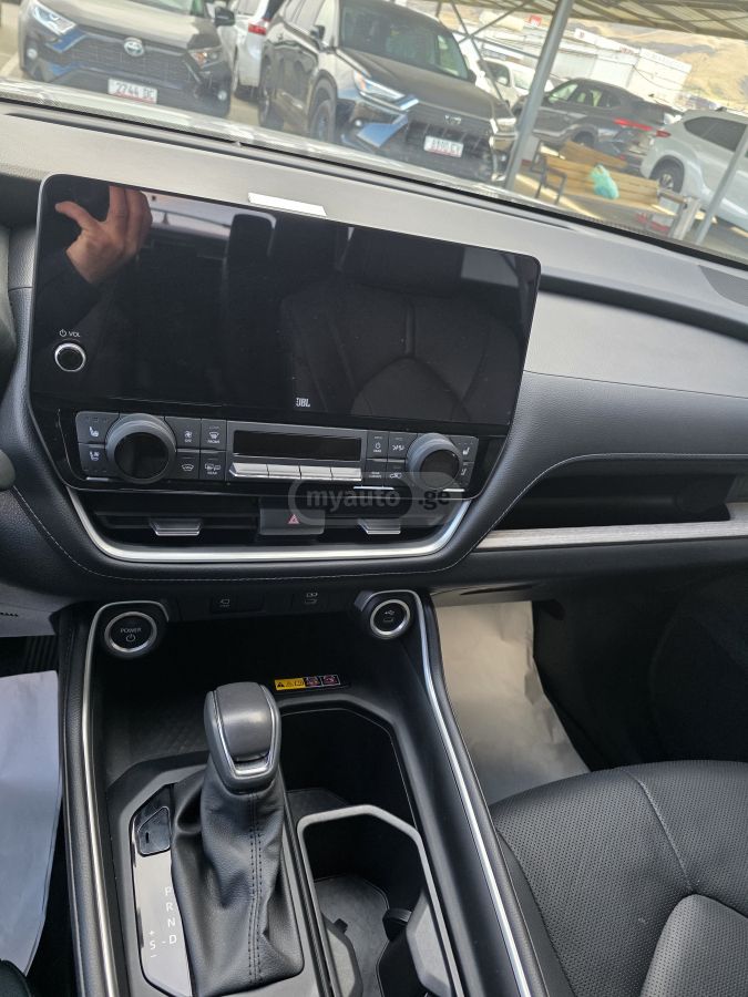 Toyota LIMITED — миниатюра 13