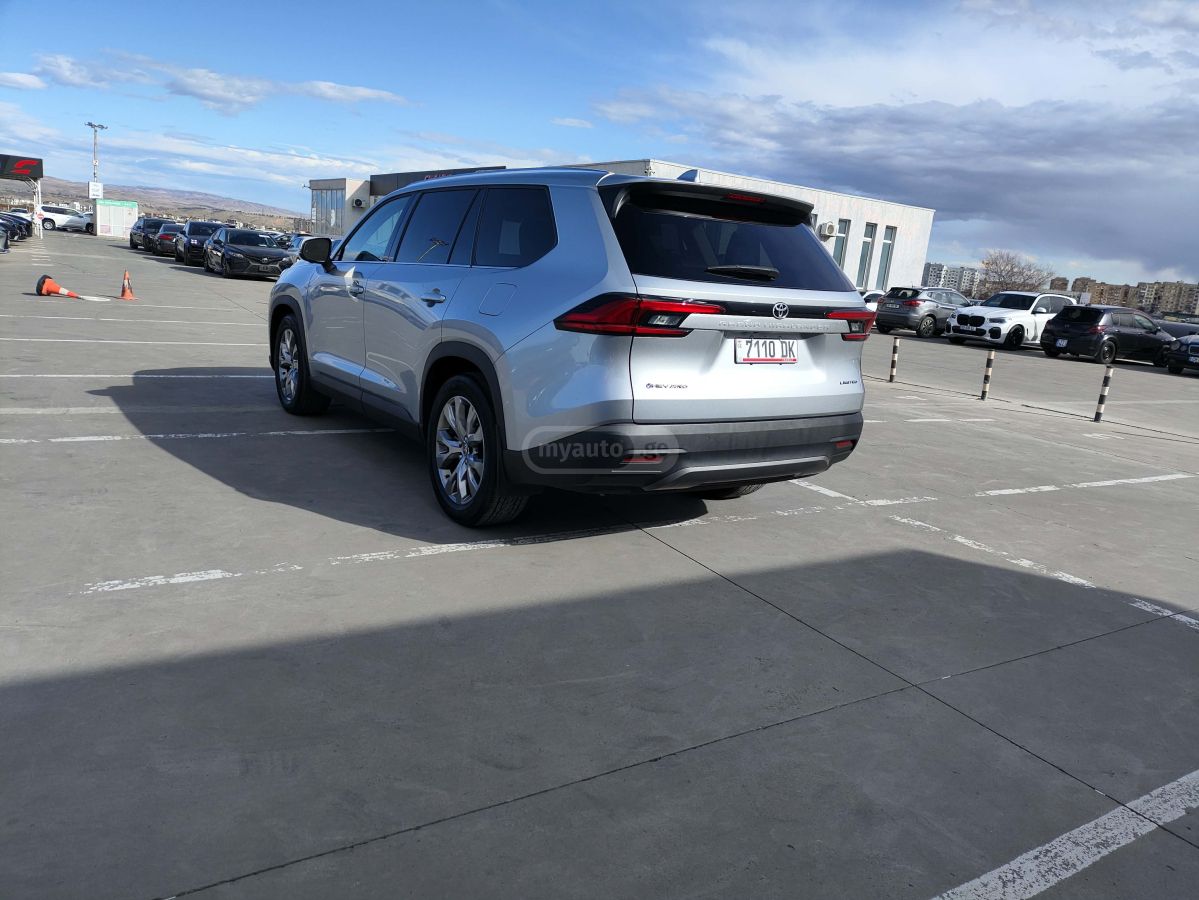 Toyota LIMITED — миниатюра 3