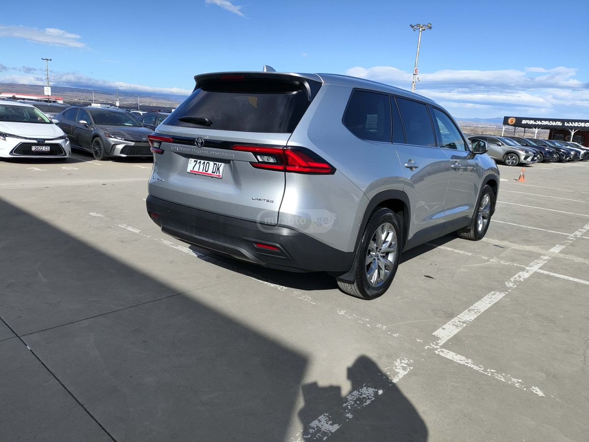 Toyota LIMITED — миниатюра 4