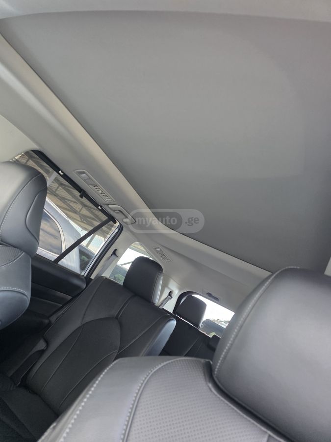 Toyota LIMITED — миниатюра 7