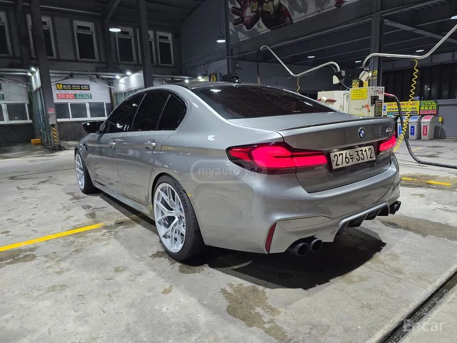 BMW M5 - фото 2