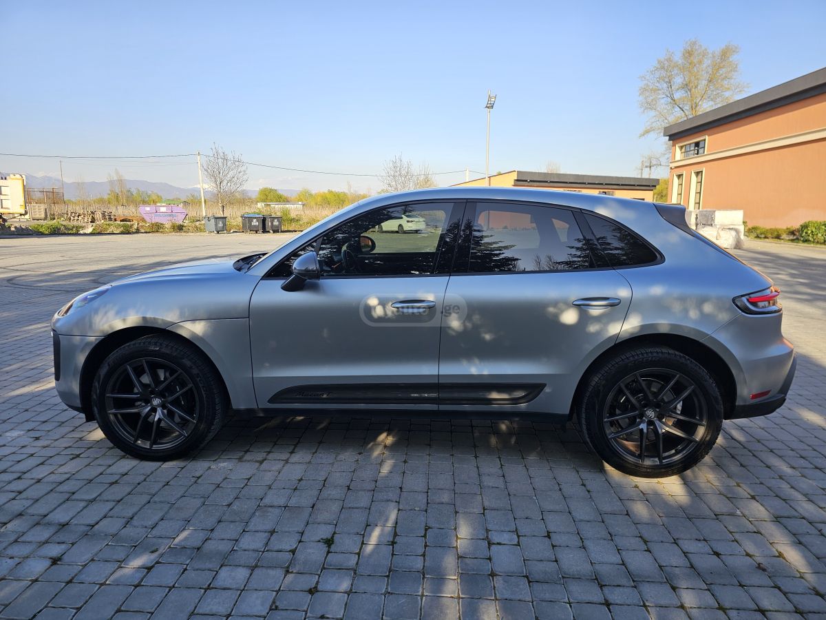 Porsche Macan - фото 8