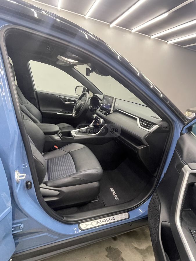 Toyota RAV 4 - фото 10