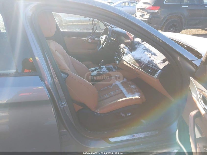 BMW 540 2023 — миниатюра 5