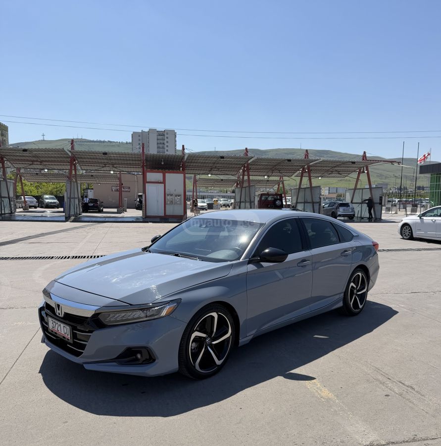 Honda Accord - фото 1