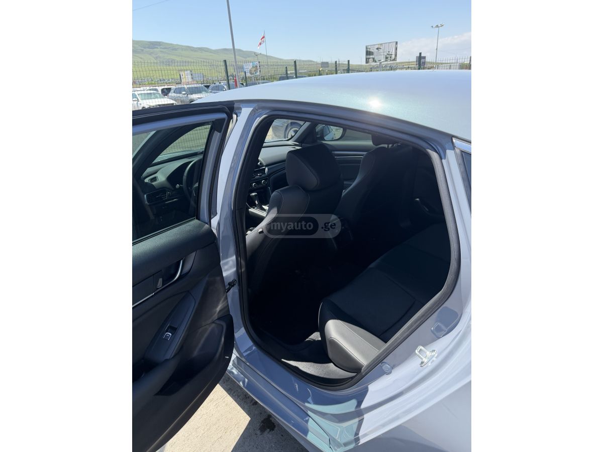 Honda Accord - фото 13