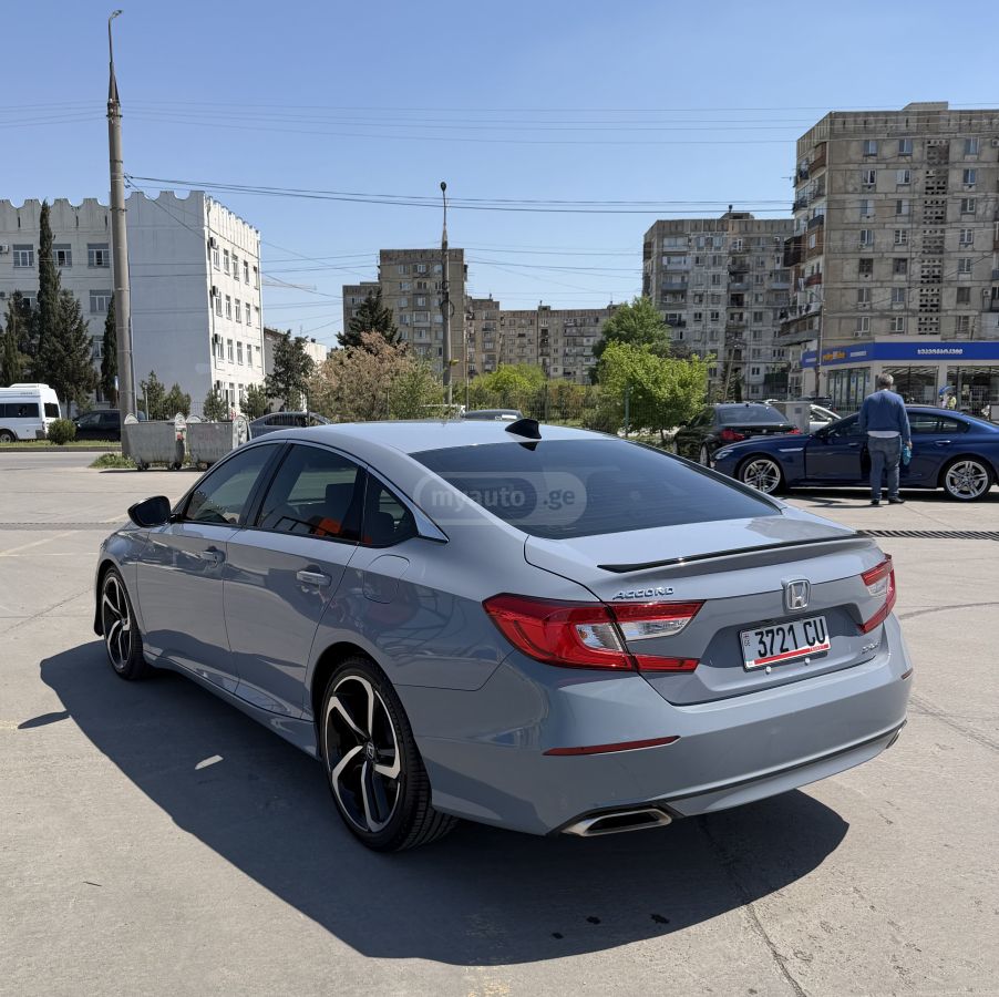 Honda Accord - фото 7